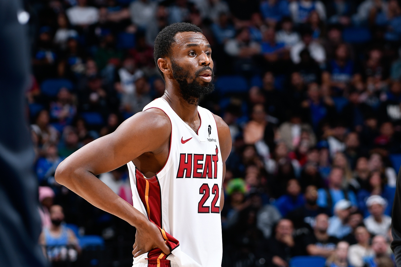 英雄联盟资讯-维金斯？波普？八村+文森特+克内+克莱伯+选秀权到底能换来什么？