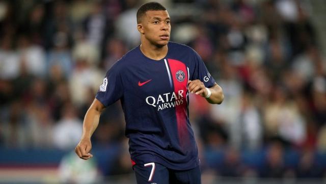 官网入口-名宿：姆巴佩在巴黎浪费黄金年华 赶紧转会吧